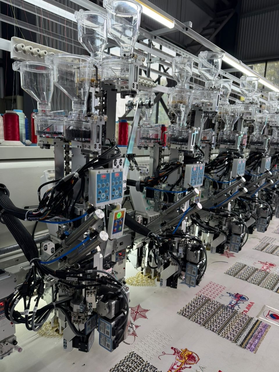 SV-1500 Series High-Speed Industrial Embroidery Machine